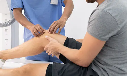 Dr. Brandon Gough’s Expertise in Minimally Invasive Robotic Hip and Knee Surgery in Scottsdale, AZ